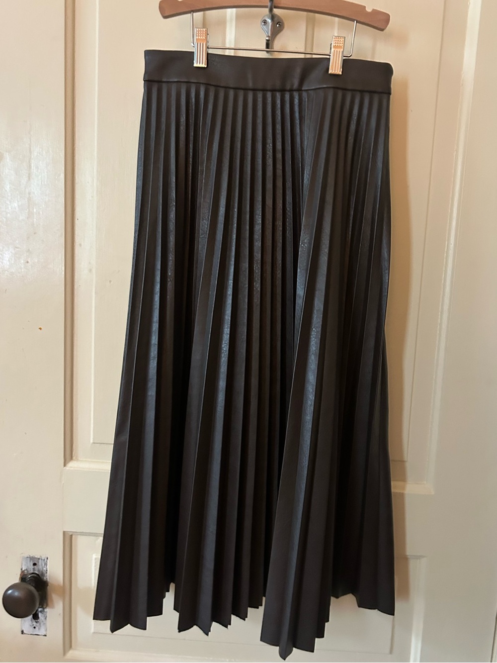 Lulus Pleated Faux Leather Midi Skirt - brown S